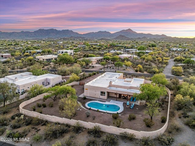 4930 N Desert Tortoise Place, Tucson, AZ 85745