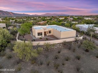 4930 N Desert Tortoise Place, Tucson, AZ 85745