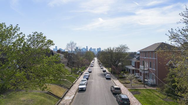 936 Russell St, Nashville, TN 37206