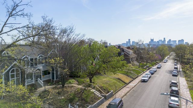 936 Russell St, Nashville, TN 37206