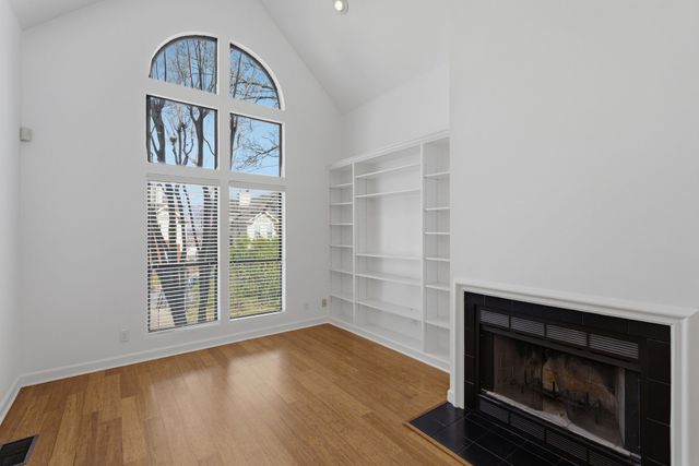 936 Russell St, Nashville, TN 37206