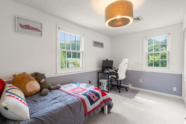 18 Hearthstone Cir, Wayland, MA 01778