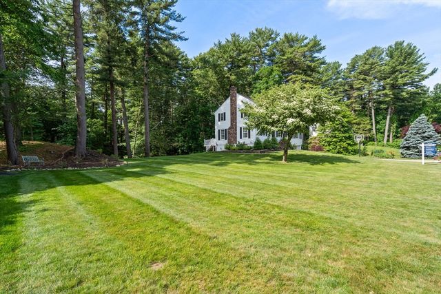 18 Hearthstone Cir, Wayland, MA 01778