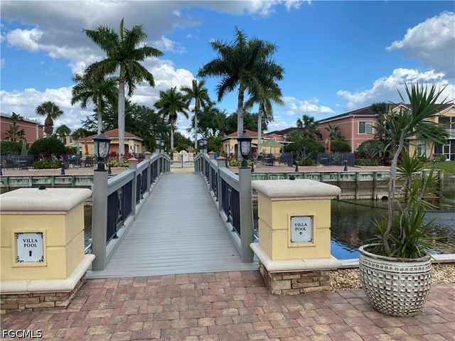 20320 Estero Gardens CIR 205, Estero, FL 33928