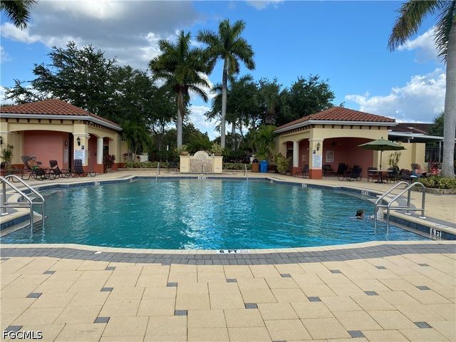 20320 Estero Gardens CIR 205, Estero, FL 33928