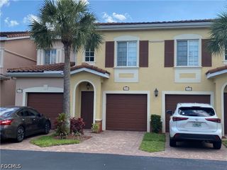 20320 Estero Gardens CIR 205, Estero, FL 33928
