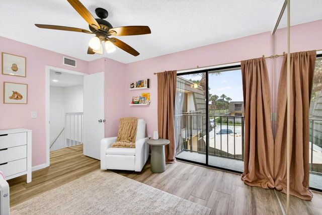 801 8th Way, West Palm Beach, FL 33407