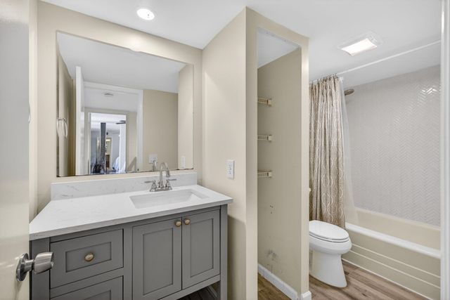 801 8th Way, West Palm Beach, FL 33407
