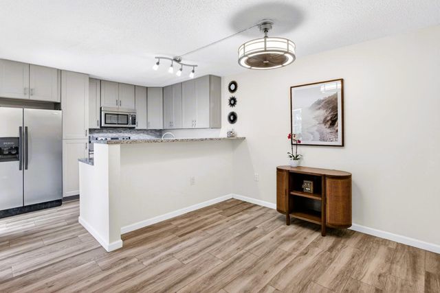 801 8th Way, West Palm Beach, FL 33407
