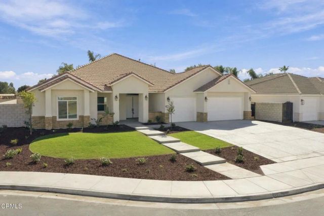 13526 Velma Pearl Way, Bakersfield, CA 93314