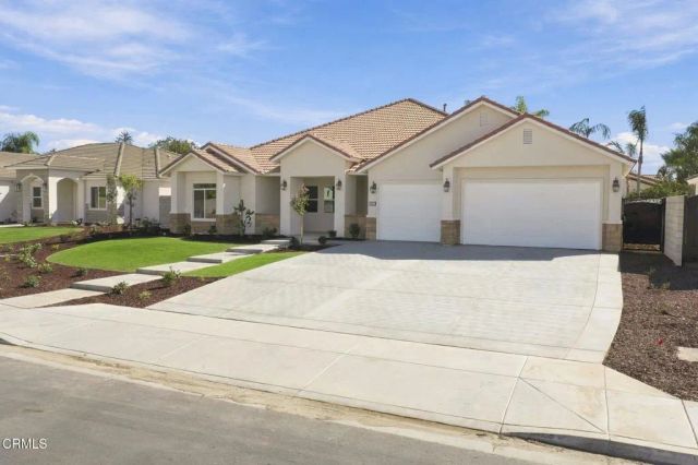 13526 Velma Pearl Way, Bakersfield, CA 93314