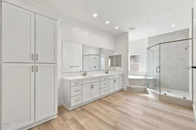 13526 Velma Pearl Way, Bakersfield, CA 93314