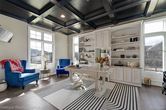 5695 N Branford Drive N, West Bloomfield Charter Township, MI 48322