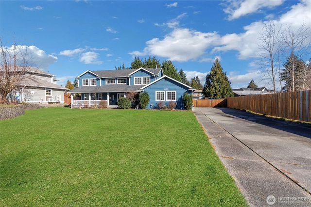 18025 26th Street Ct E, Lake Tapps, WA 98391