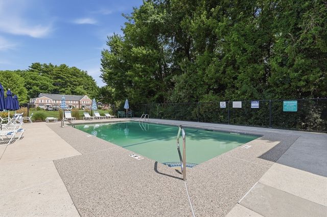 25 Jessica Dr A, Stoughton, MA 02072