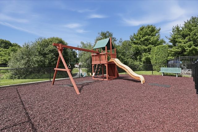 25 Jessica Dr A, Stoughton, MA 02072