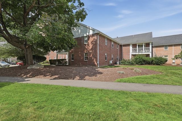 25 Jessica Dr A, Stoughton, MA 02072