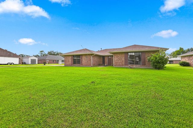 107 Corral Way Drive, Bourg, LA 70343