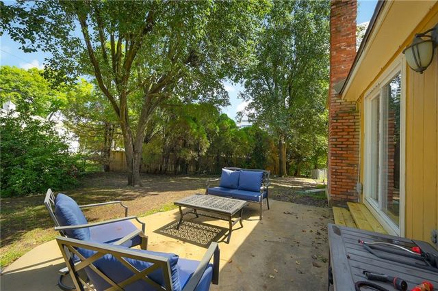 2008 W 84th Street, Leawood, KS 66206