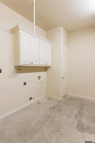 2430 Dietz Ln, Tyler, TX 75701