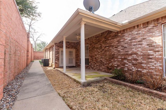 2430 Dietz Ln, Tyler, TX 75701