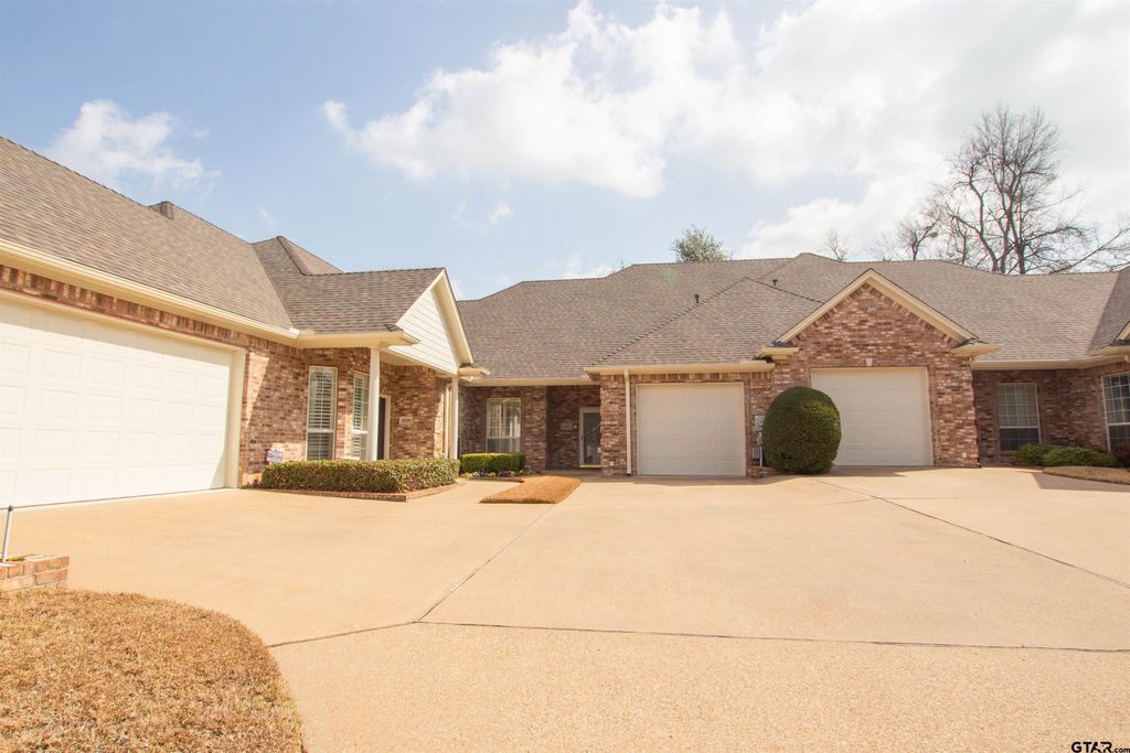 2430 Dietz Ln, Tyler, TX 75701