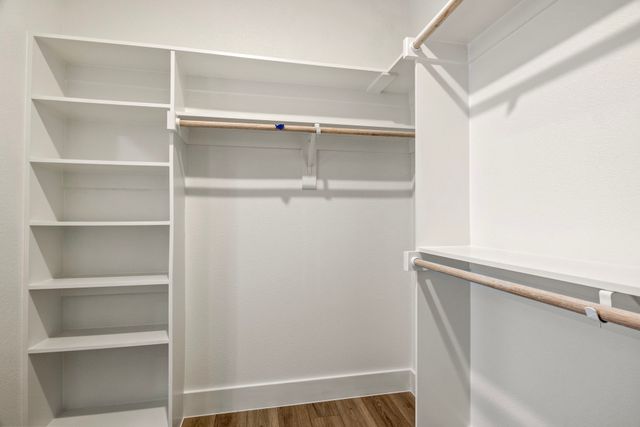 196 W 17th Street, Mt Pleasant, TX 75455