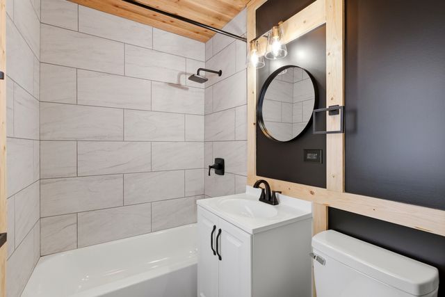 14525 S Michigan Avenue, Riverdale, IL 60827