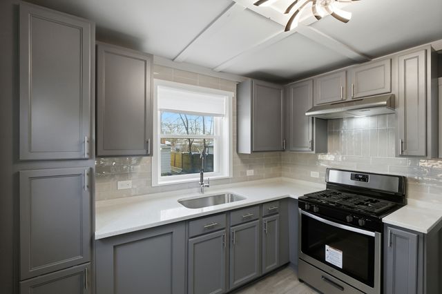 14525 S Michigan Avenue, Riverdale, IL 60827