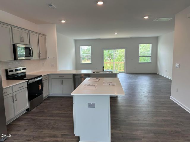 701 Grafton Forest Lane, Fuquay Varina, NC 27526