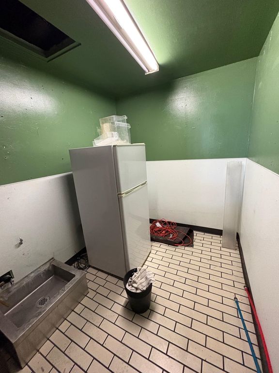 307 W 2nd Ave, Spokane, WA 99201 photo 4