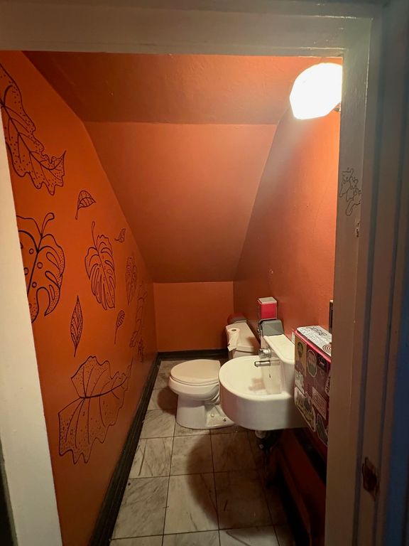 307 W 2nd Ave, Spokane, WA 99201 photo 5