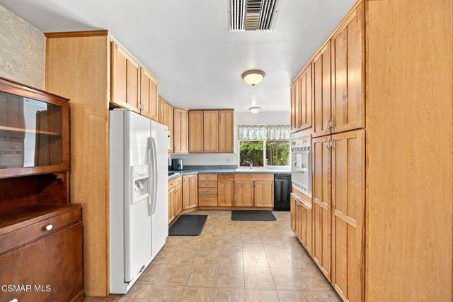 1179 Brandon Avenue, Simi Valley, CA 93065