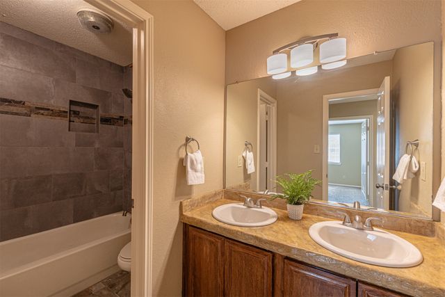 7513 Beverly Drive, Rowlett, TX 75089