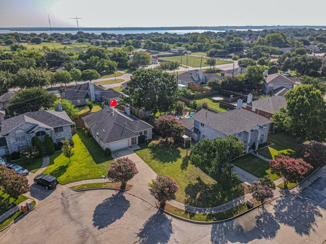 7513 Beverly Drive, Rowlett, TX 75089