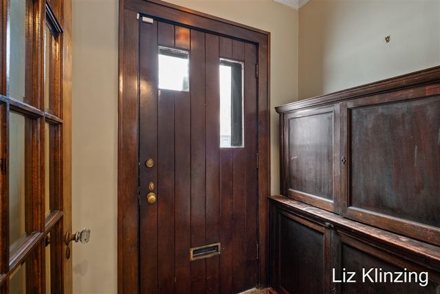 2324 Madison Avenue, Grand Rapids, MI 49507