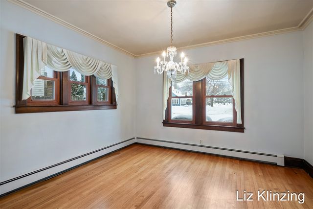 2324 Madison Avenue, Grand Rapids, MI 49507