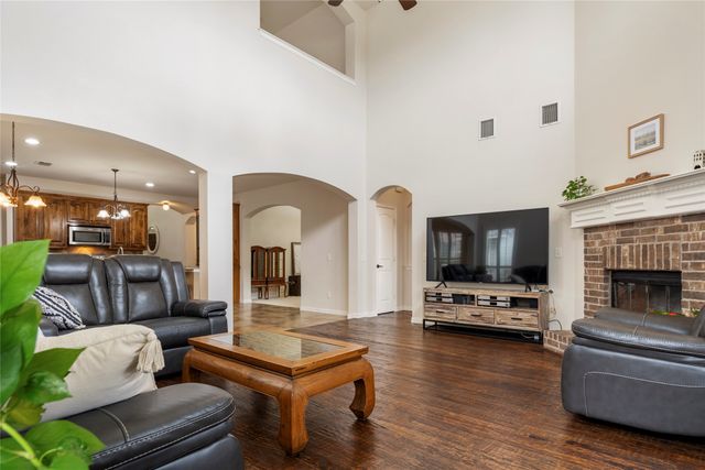 10708 Leesa Drive, Mckinney, TX 75072