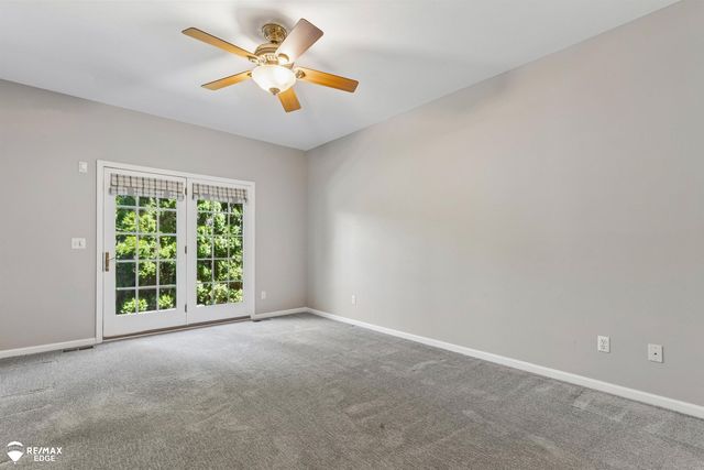 3333 Nell Rose Court, Royal Oak, MI 48073
