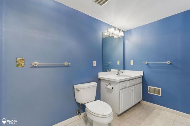 3333 Nell Rose Court, Royal Oak, MI 48073