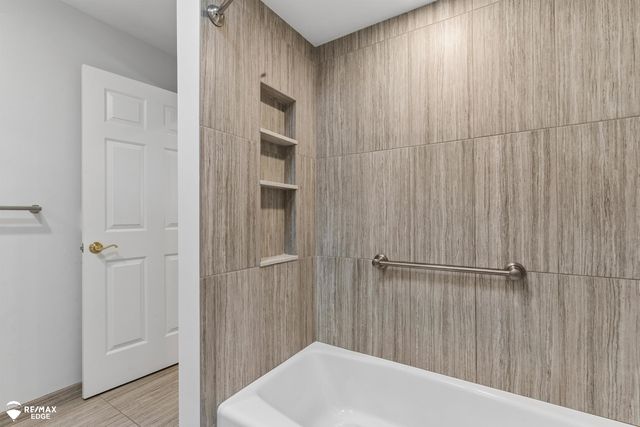 3333 Nell Rose Court, Royal Oak, MI 48073