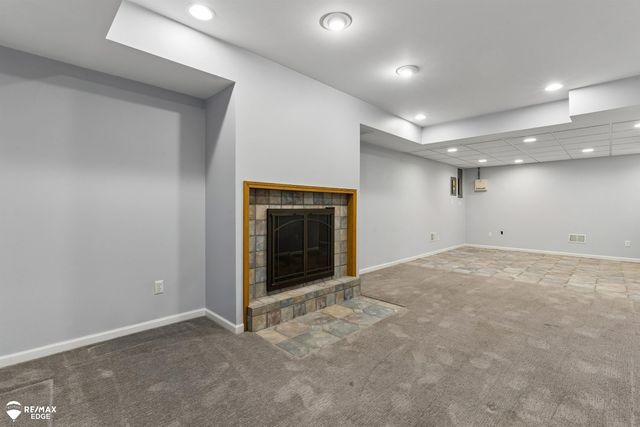 3333 Nell Rose Court, Royal Oak, MI 48073