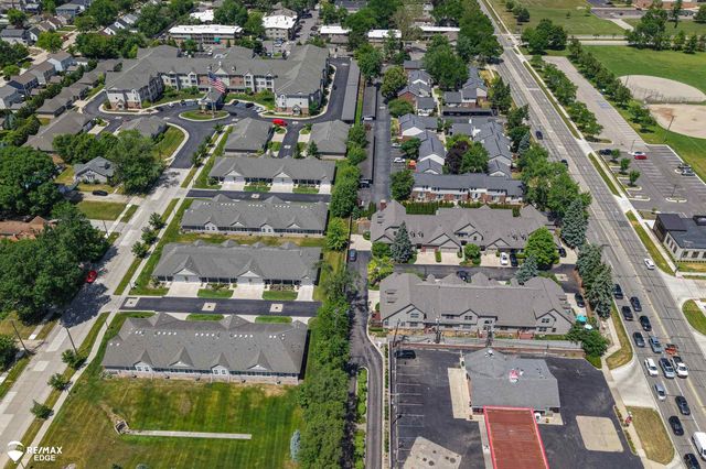 3333 Nell Rose Court, Royal Oak, MI 48073