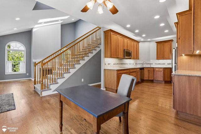 3333 Nell Rose Court, Royal Oak, MI 48073
