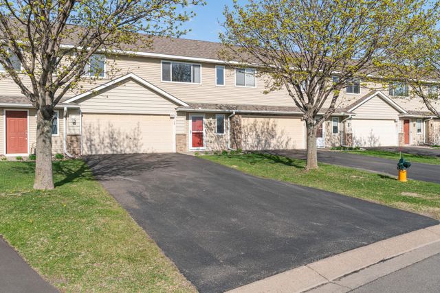 4052 Blakewood Drive, Shakopee, MN 55379
