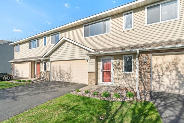 4052 Blakewood Drive, Shakopee, MN 55379