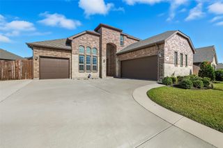 3680 Twin Pines Drive, Grand Prairie, TX 76065