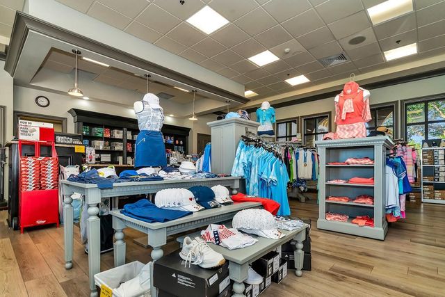 6760 WILLOWSHIRE WAY, Bradenton, FL 34212