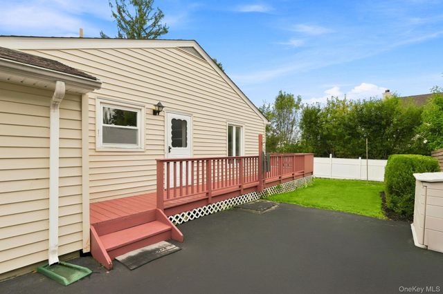 263 Willis Avenue, Hawthorne, NY 10532