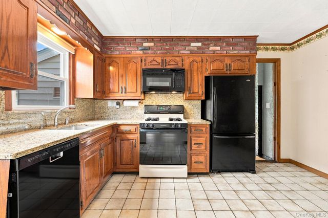 263 Willis Avenue, Hawthorne, NY 10532